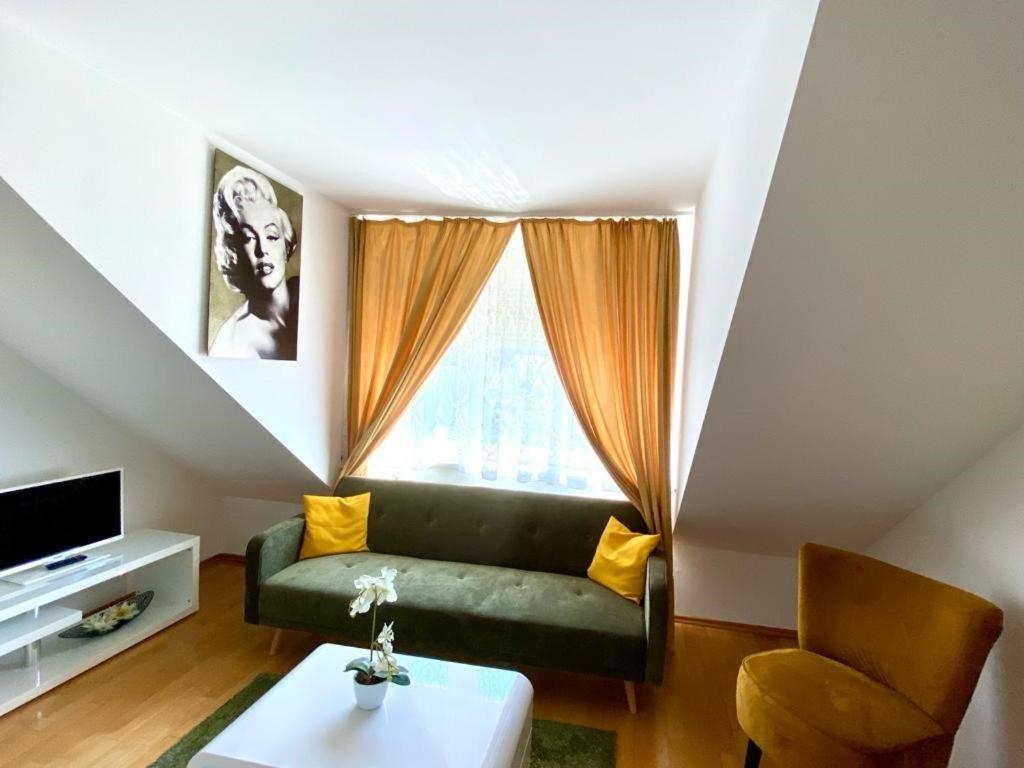 Cosy In Location Apartment Wien
